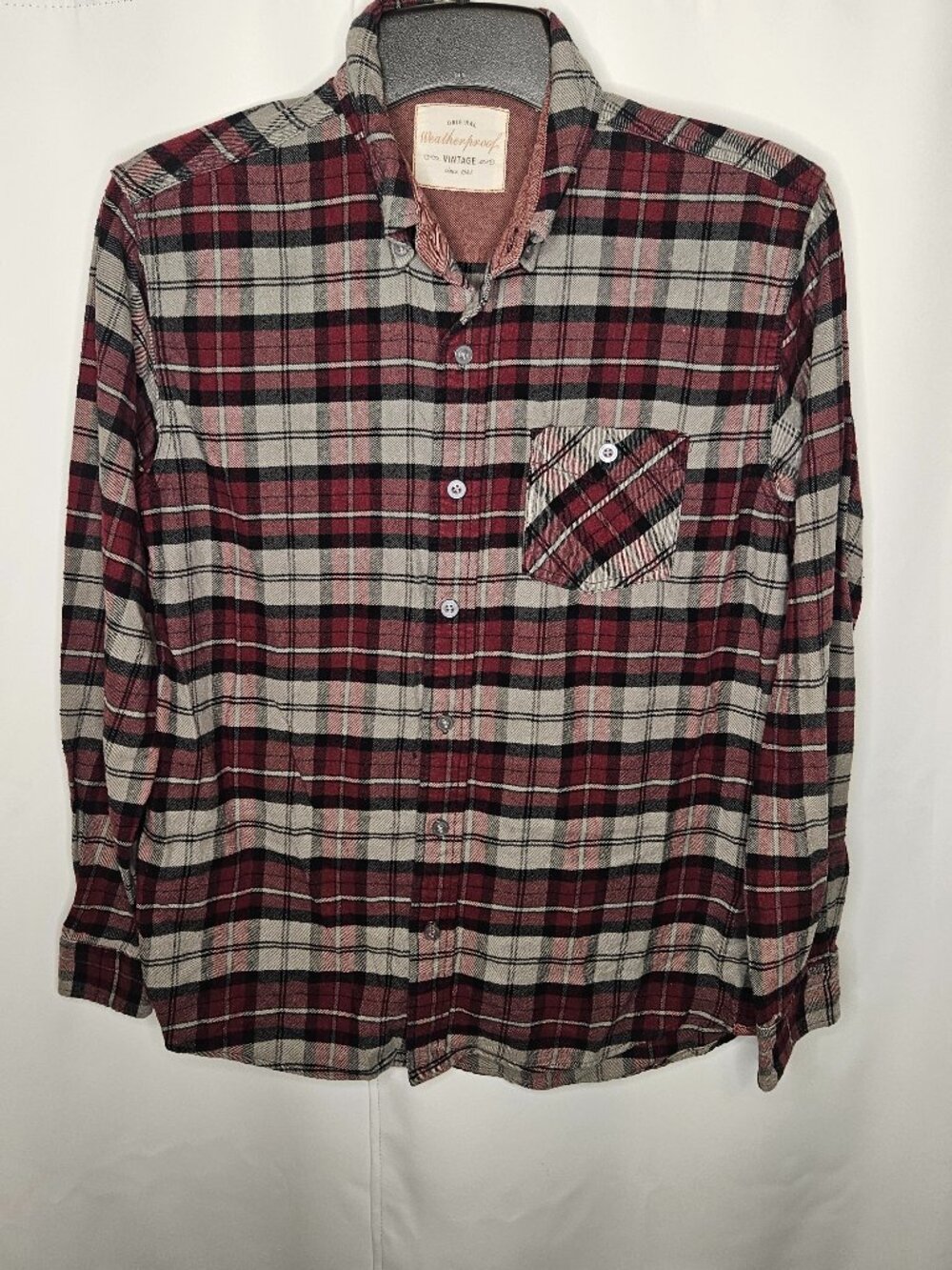 Weatherproof Vintage Men's Plaid Flannel Button Up Shirt Red Black Gray - Medium